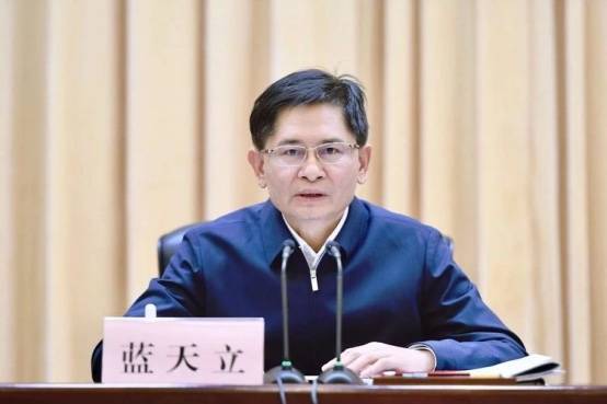 皇冠代理管理端
_广西壮族自治区政府主要领导接受中央纪委国家监委审查调查