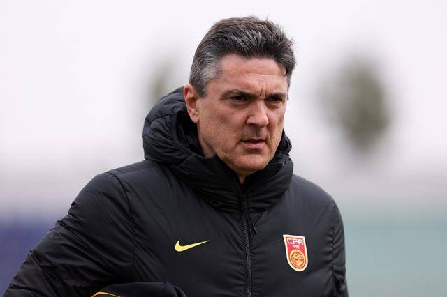 皇冠信用盘需要押金吗
_U22国足主帅安东尼奥:拜合拉木是惊喜