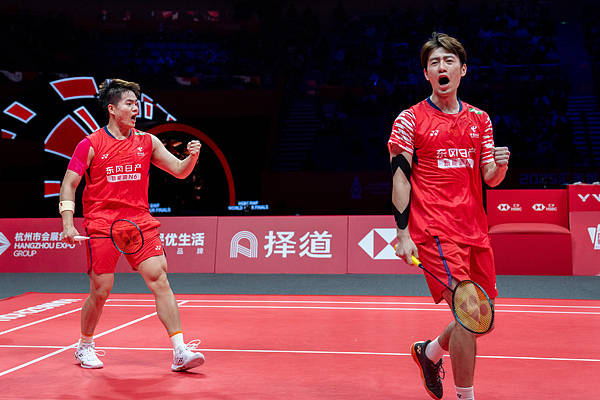 埃及超级联赛
_国羽闯入总决赛四项决赛埃及超级联赛
,最保险的女双却出意外,“圣坛”组合泪别2025年