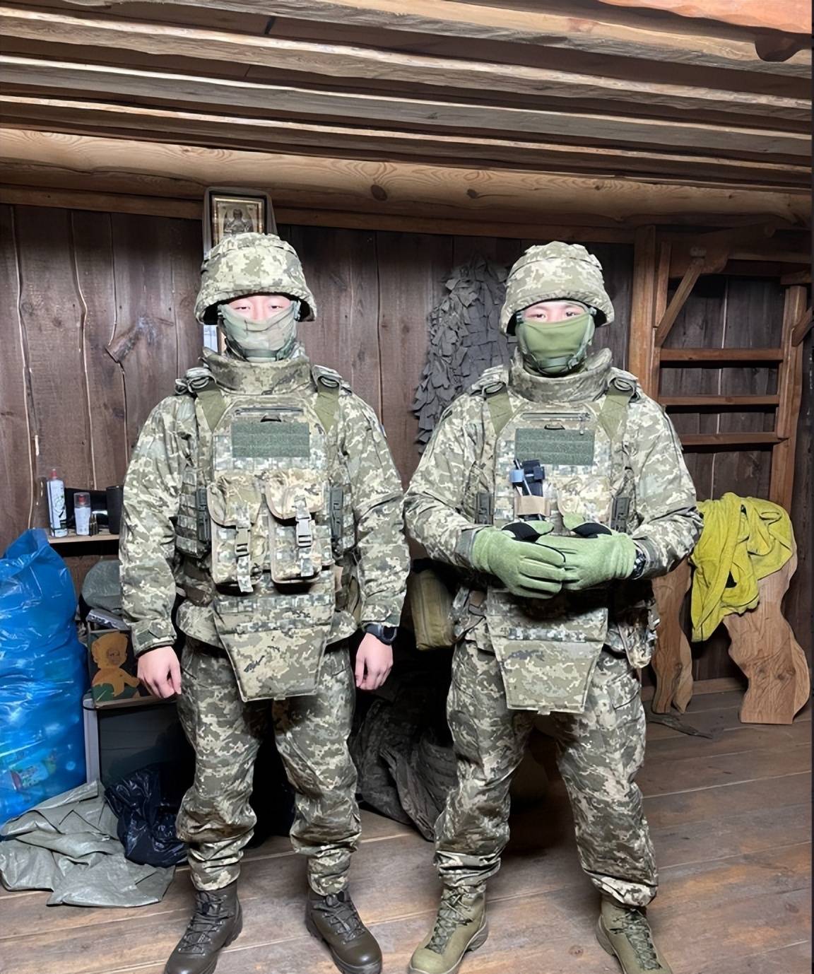 斯洛伐克 v 德国
_俄军炸死六条大鱼!炸死俄叛军总司令斯洛伐克 v 德国
,炸死两名中国香港籍雇佣兵