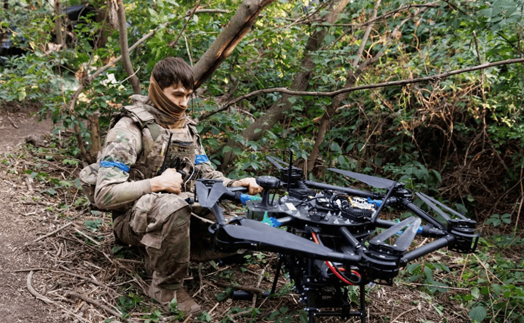 皇冠hga039_莫斯科再不投降就晚了？乌克兰宣布俄方半年损失200亿皇冠hga039，3个月打光9万兵