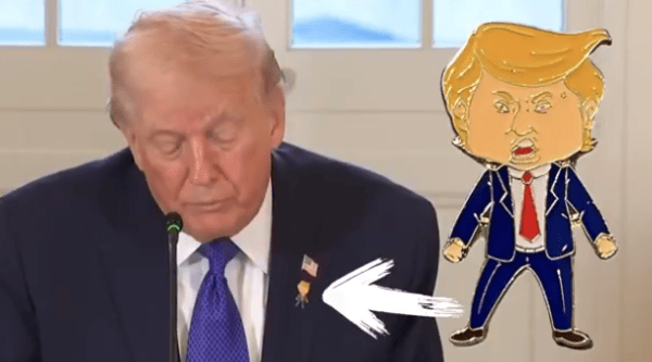 皇冠网址_特朗普直接把纸条内容念出来了皇冠网址，鲁比奥快“碎”了…